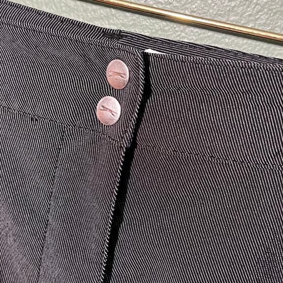 Slazenger Women's Black Faux Denim Skirt with Built-In Spandex Shorts Size 6 - Picture 3 of 8